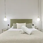 Romantic Apartment N1 Oceanografico Virkin Suites